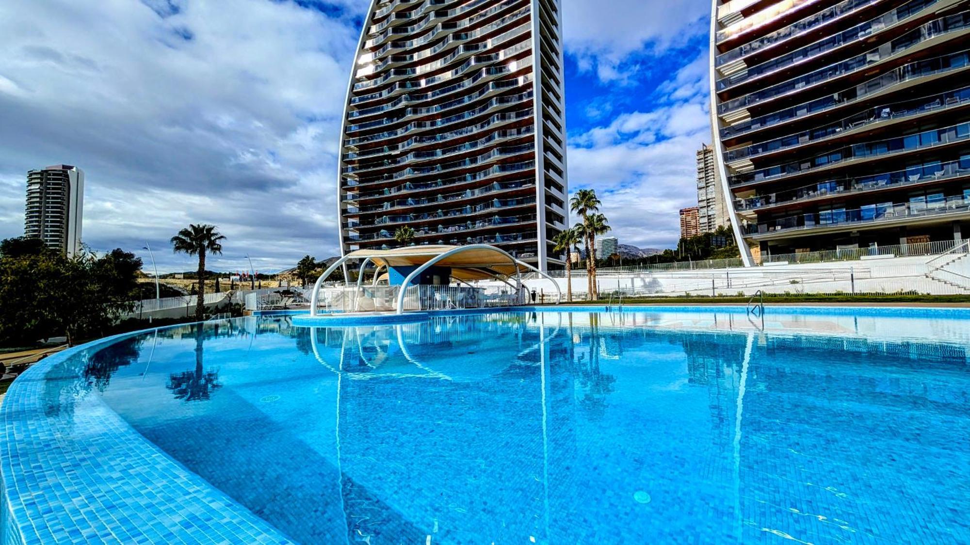 Sunset Waves Aparts By Rb Benidorm Exteriör bild